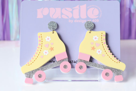 Skates Dangles - Pastel Lemon (Heavy Weight)