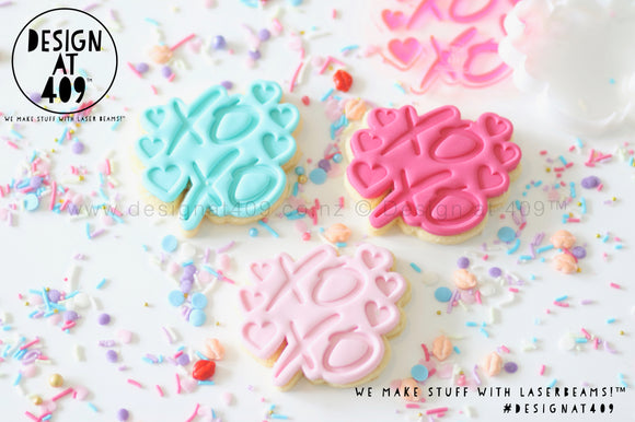 XOXO Hearts Embossing Stamp & Cutter